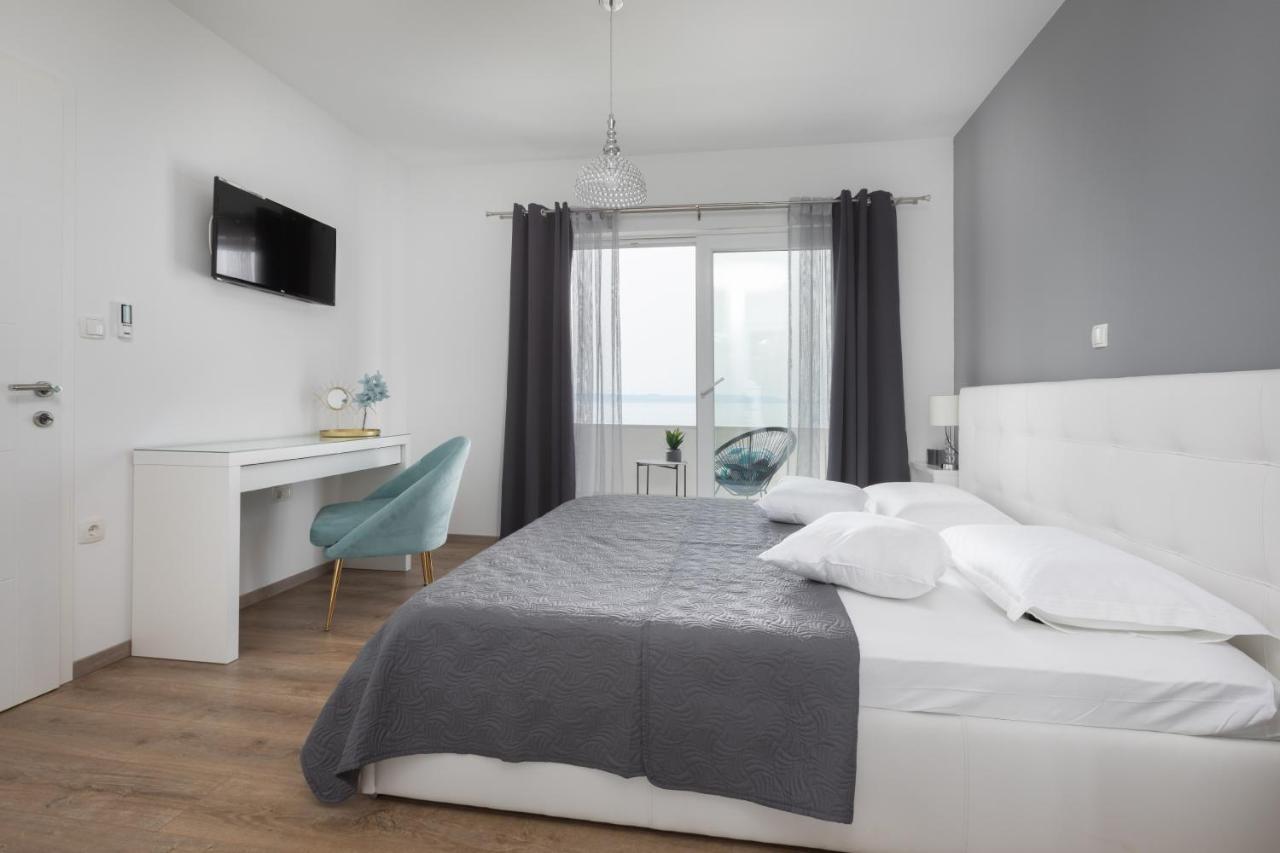 Luxury Holiday Home Dioniz Podgora Bagian luar foto