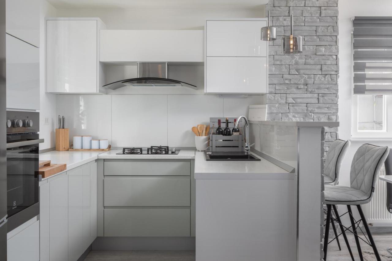 Luxury Holiday Home Dioniz Podgora Bagian luar foto