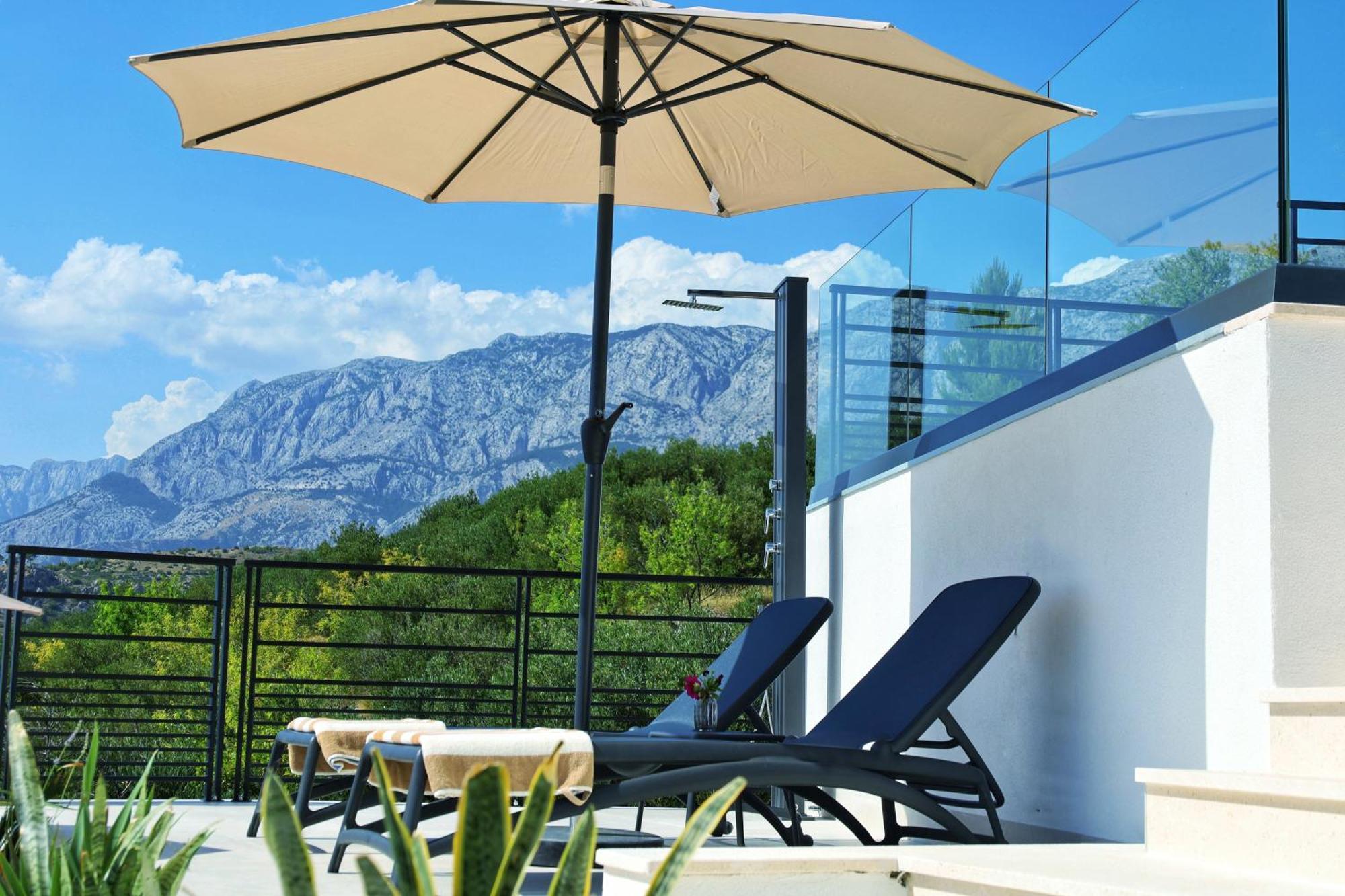 Luxury Holiday Home Dioniz Podgora Bagian luar foto
